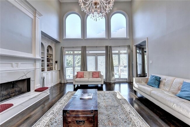 Building Photo - 645 Falls Bay Ct
