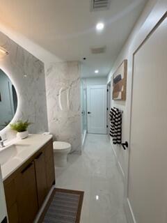 Building Photo - 17031 Boca Club Blvd