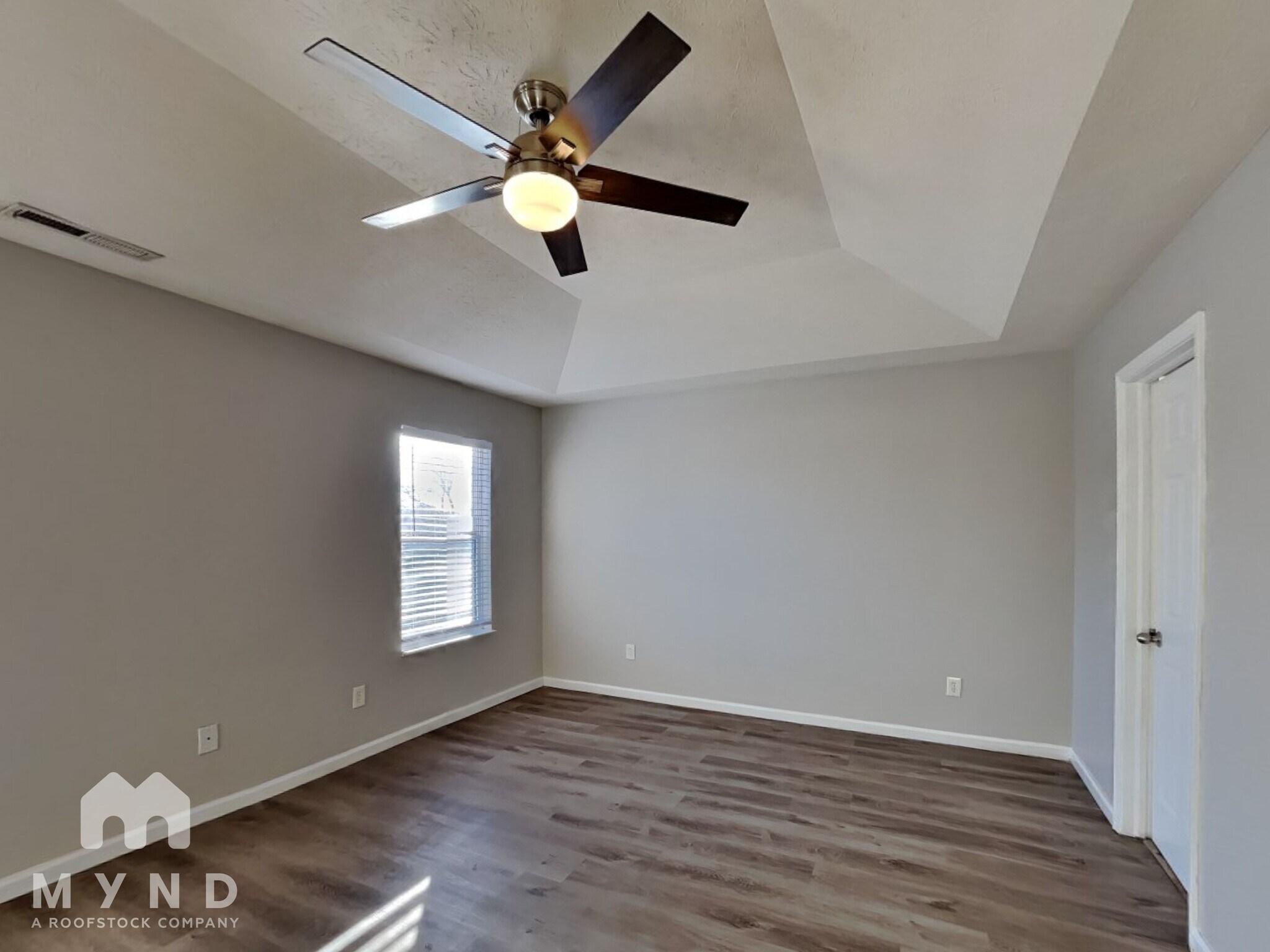 Building Photo - 1511 Danielle Rd