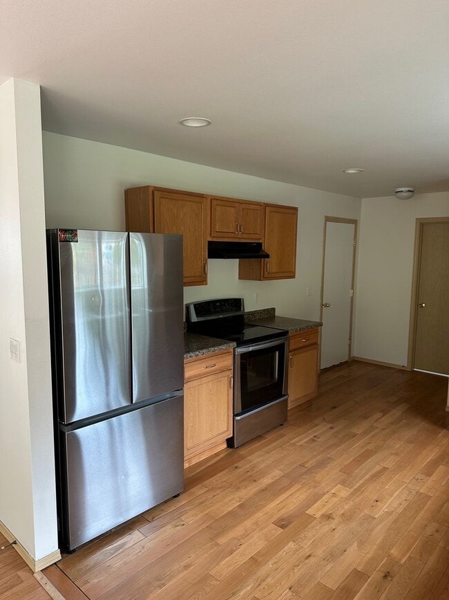 Building Photo - Charming 3 beds 2.5 bath house in Bothell!