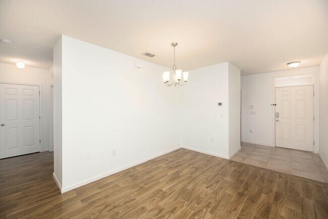 Building Photo - 11434 SW Patterson St