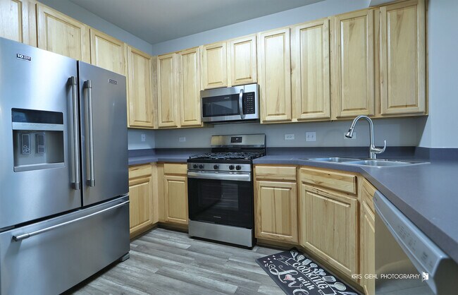 Building Photo - 119 Harvest Ct