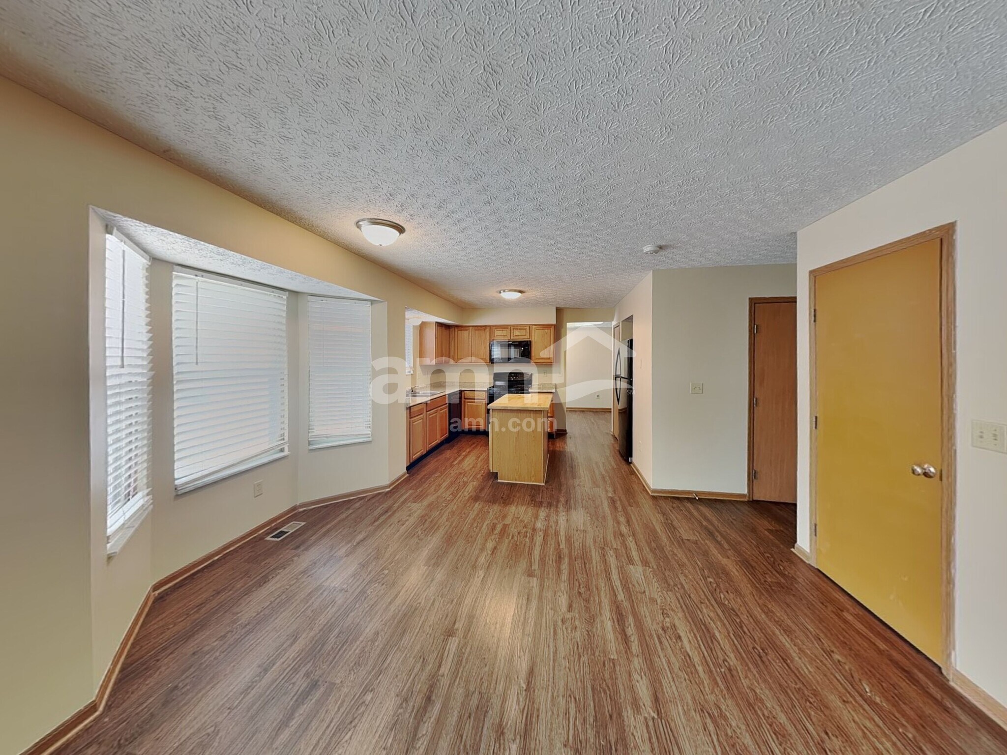 Building Photo - 6647 Hilmar Dr