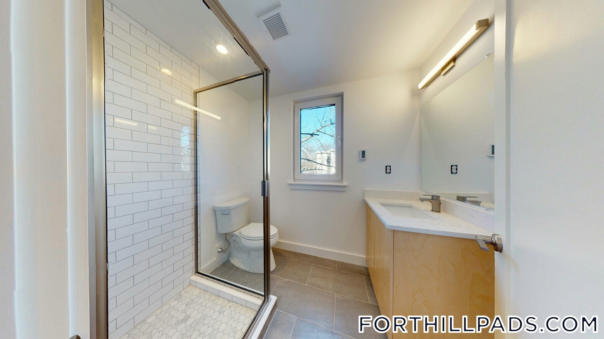 Building Photo - 2837 Washington St