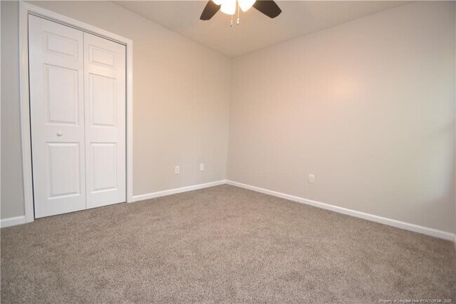 Building Photo - 712 Penncross Dr