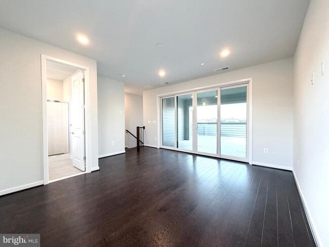 Building Photo - 11924 Caravelle Lp