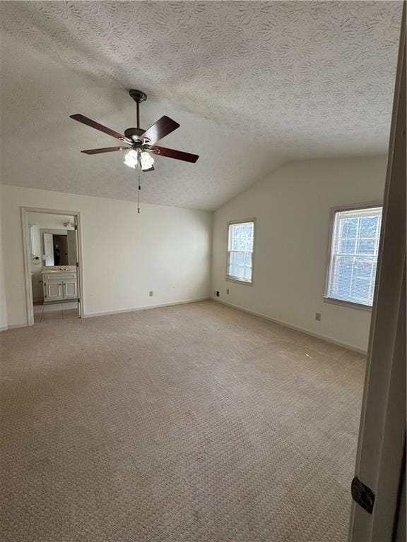 Building Photo - 910 Thousand Oaks Dr