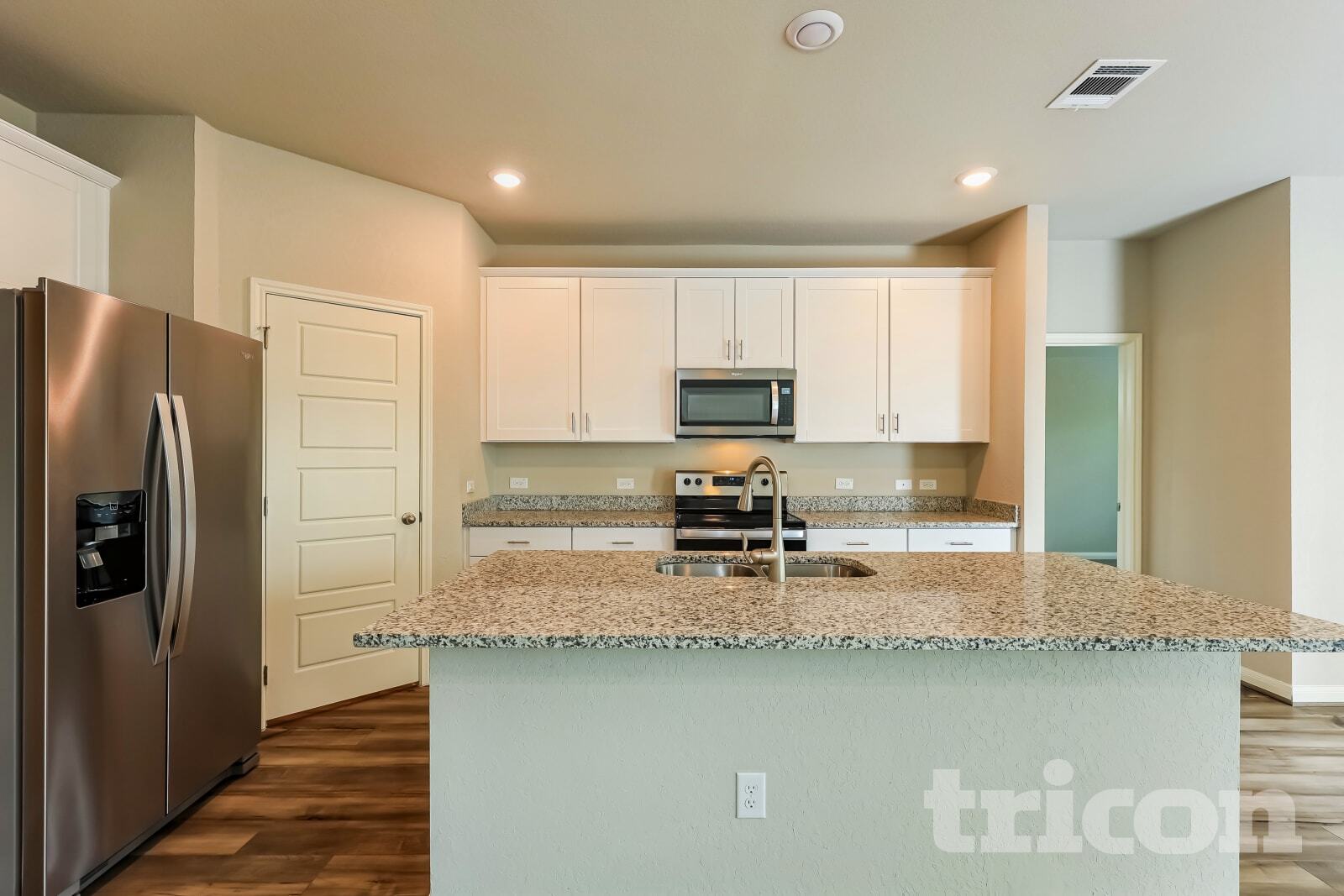 Building Photo - 5815 Nyla Wy