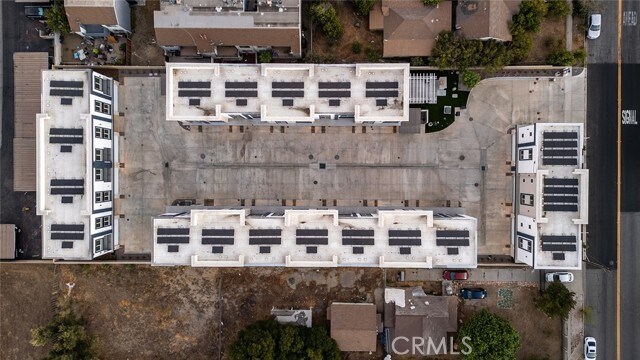 Building Photo - 9613 Juniper Ave