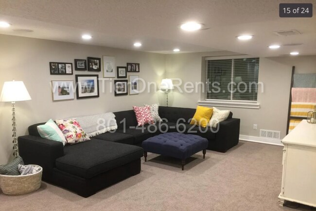 Building Photo - This property offers a NO DEPOSIT option a...