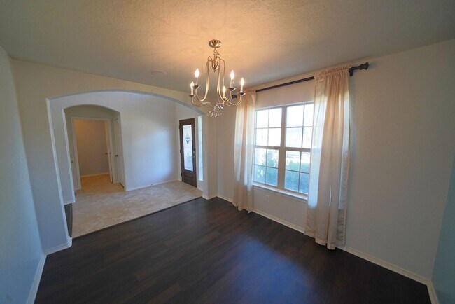 Building Photo - 6307 Myrtle Run