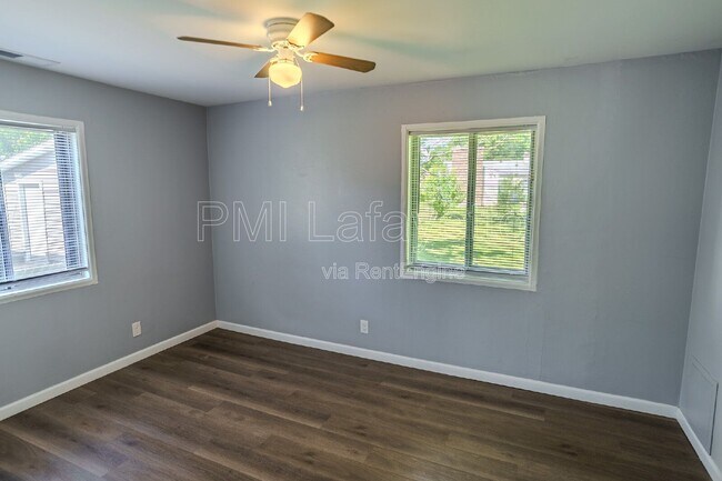 Building Photo - 2310 Sequoya Dr
