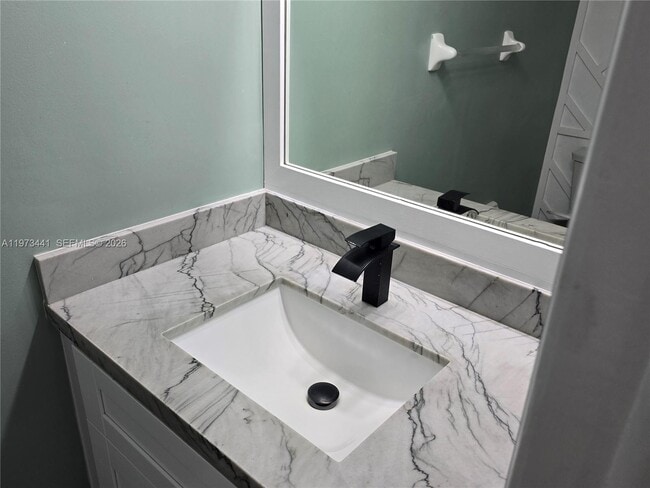 Building Photo - 14114 SW 51st Ln