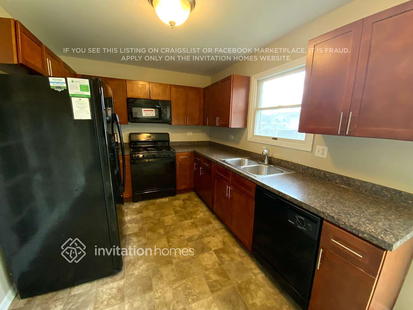 Building Photo - 3500 Christine Ave