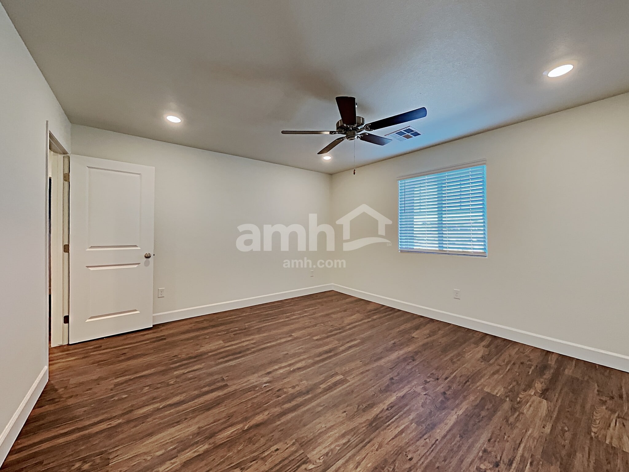 Building Photo - 331 Cape Seville Pl