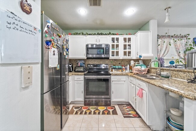 Building Photo - 7306 Kransburg Ranch Dr