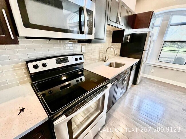 Building Photo - 4100 Parkside Ave