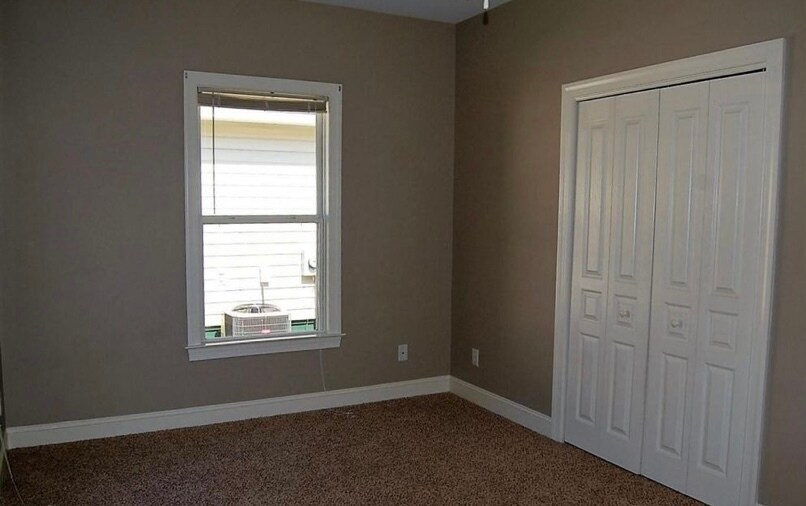 Building Photo - 8 Lagaree Ct