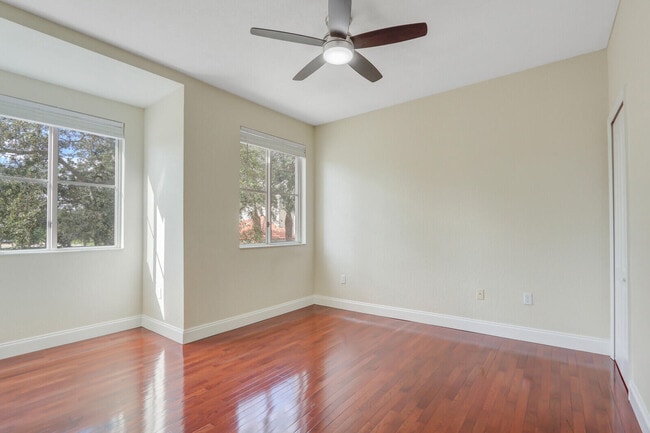 Building Photo - 11010 Legacy Dr