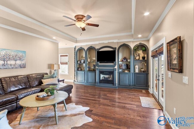 Building Photo - 5522 Cedar Mill Dr