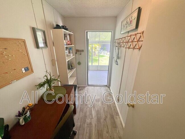 Building Photo - 415 Villa Nueva Cir