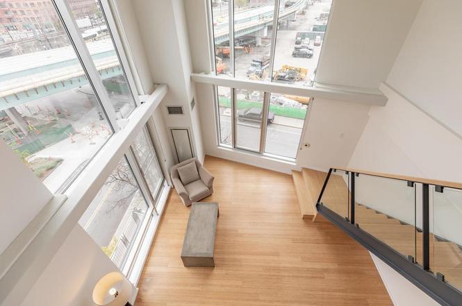 Building Photo - 1 Earhart St