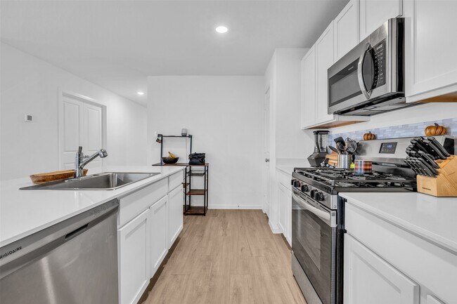 Building Photo - 9815 Bellwick Holw Ct