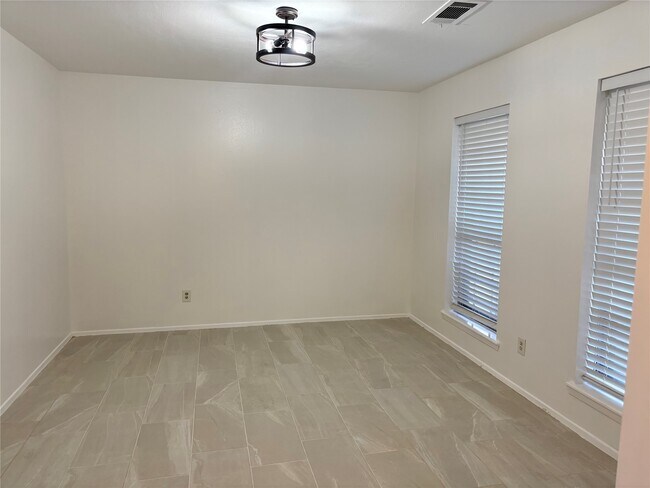 Building Photo - 15347 E Barbara Cir