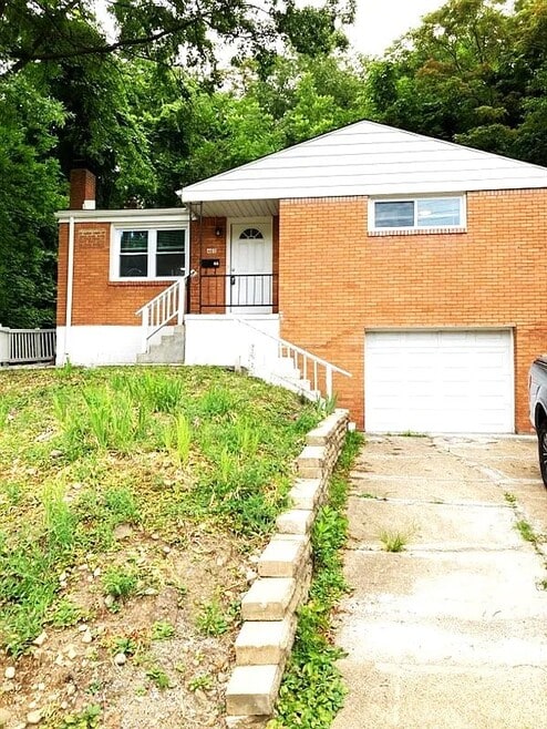 Building Photo - 401 Johnston Rd