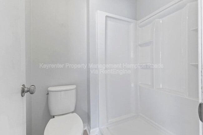 Building Photo - 5408 Chatham Lake Dr