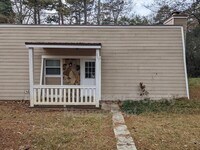 Building Photo - 207 Rustwood Dr