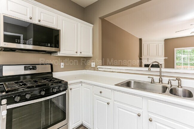 Building Photo - 1007 Whittington Way