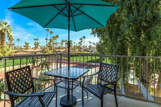 Building Photo - 2701 E Mesquite Ave