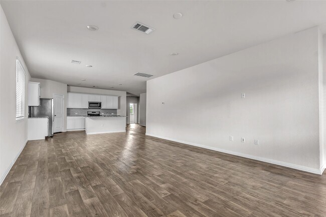 Building Photo - 228 Sunniberg Lp