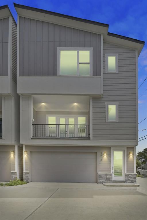 Building Photo - 3913 Hare St