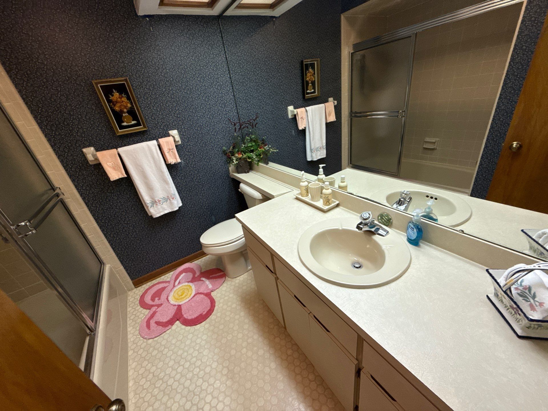 Building Photo - 117 Golfview Dr