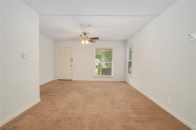 Building Photo - 5832 Locke Ave