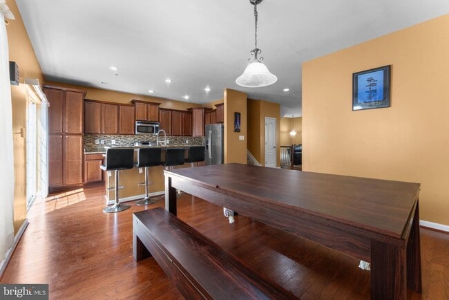 Building Photo - 15305 Kettlebaston Ln