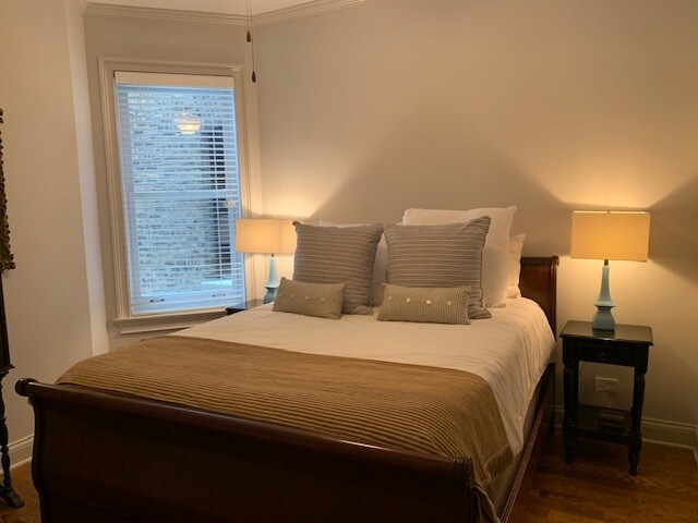 Building Photo - 1221 W Eddy St