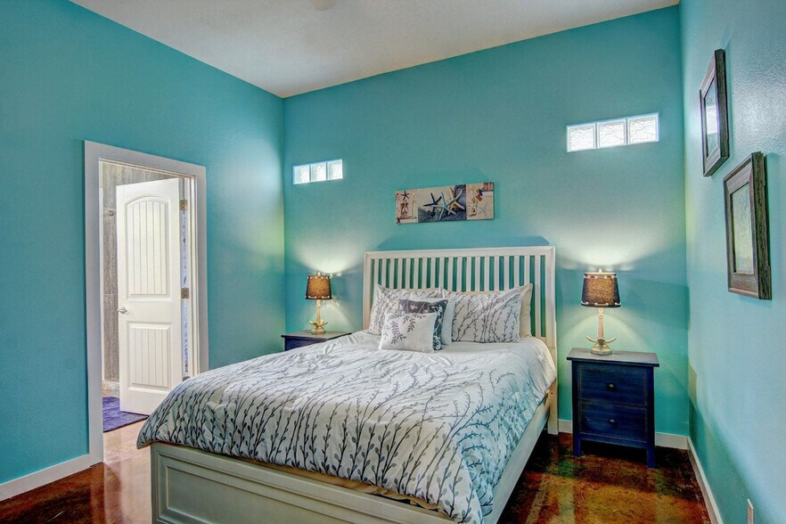 Building Photo - 2212 TX-361