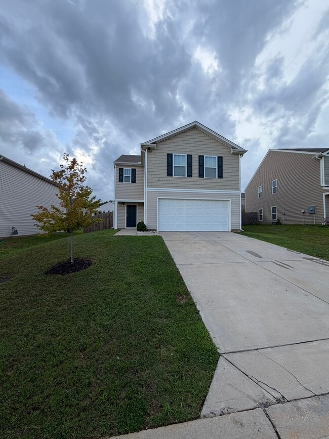 Building Photo - 5033 Pratt Dr