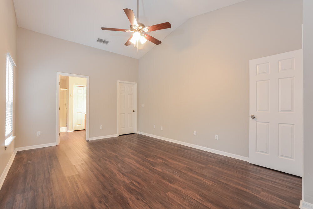 Building Photo - 287 Brightview Dr