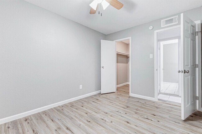 Building Photo - 12611 Ashford Meadow Dr