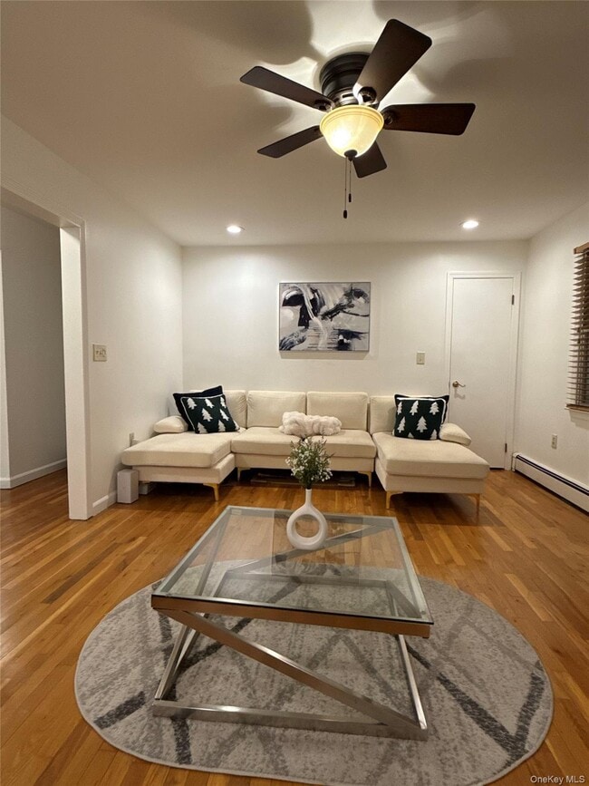 Building Photo - 2 Bushwick St