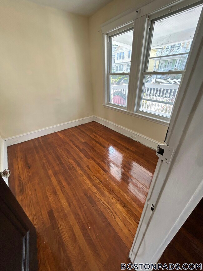 Building Photo - 59A Fairmount St