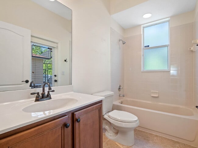Building Photo - Spacious 4-Bedroom Pool Home with 3 Full B...
