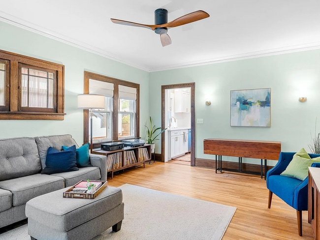 Building Photo - 2 Bed | 1 Bath House in Desired Mpls Neigh...