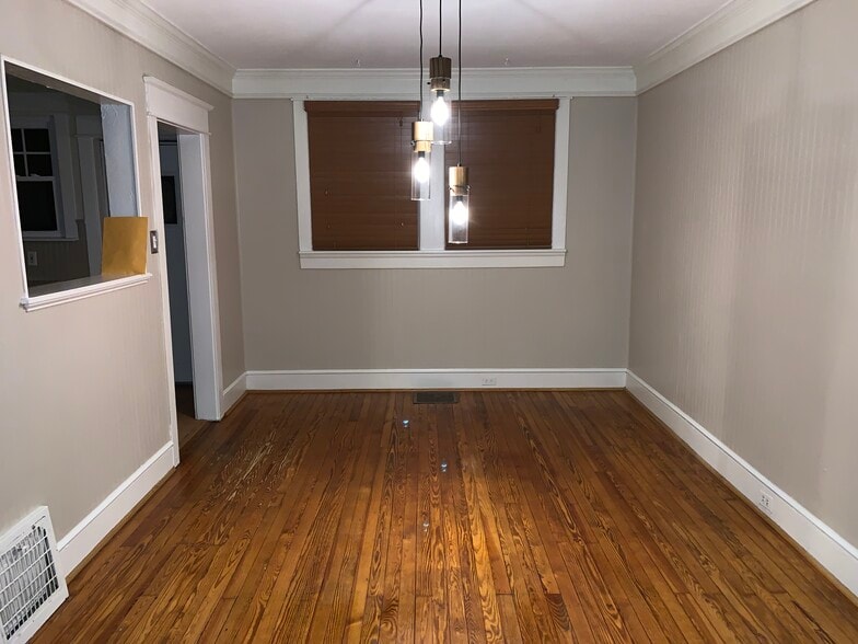 Dining Room - 113 Edison Ave