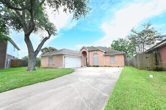 Building Photo - 203 Colony Creek Dr