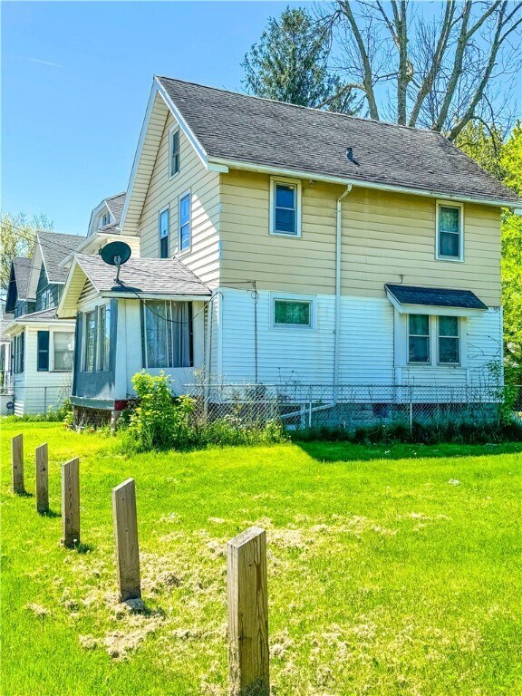 Building Photo - 1481 North St